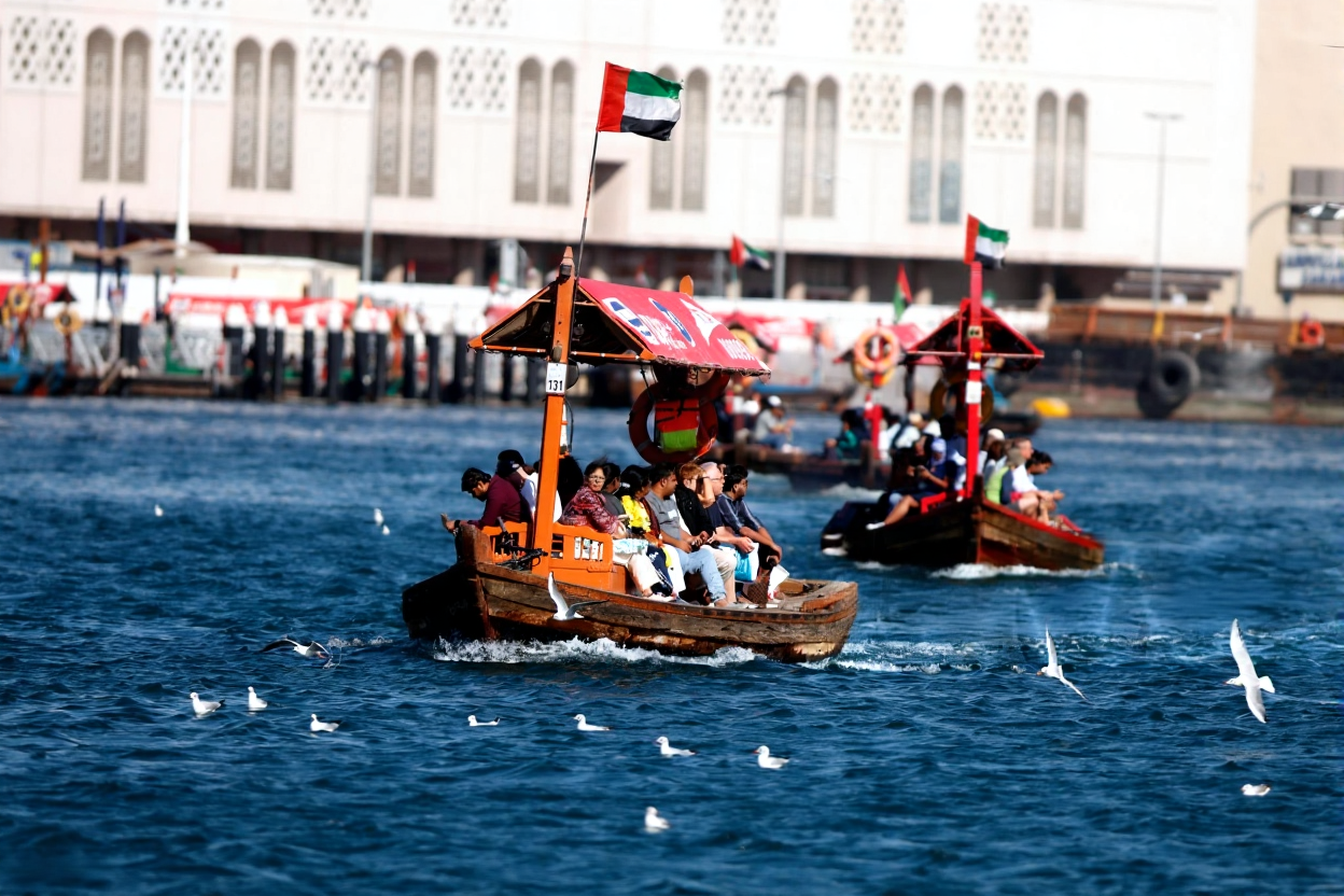 wooden-abra-ride-in-dubai